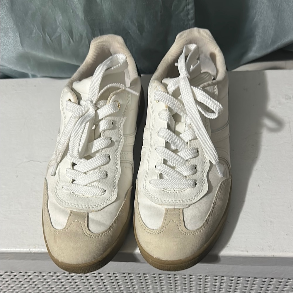 Stradivarius size 40 sneaker. Bought in London; for work.